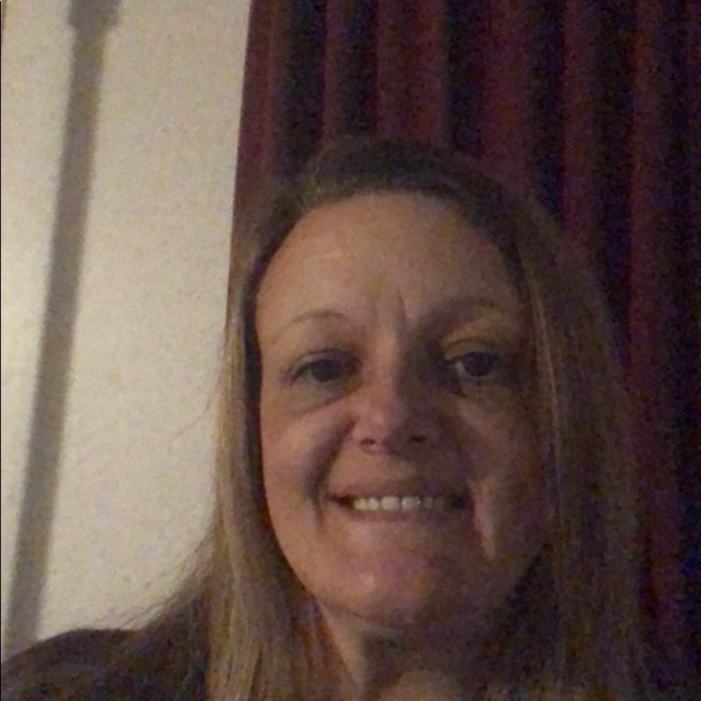 Meet your Posher, Tina